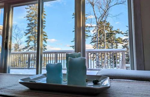 Oceanfront Crackling Cove Cottage Family firer pit slleeps 6 - Foto 56