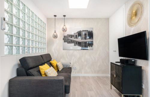 Plaza España Apartment - Photo 24