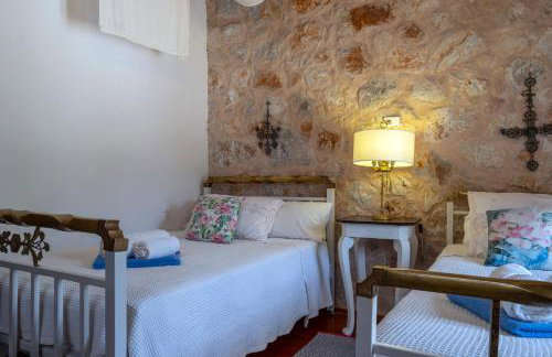 Private Stone villa-Pool and Maountain view - Photo 28