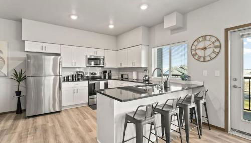 Very New 2 Bed 2 Bath Near DT and Perry District - Foto 1