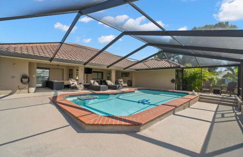 Surfside Beach House - Gorgeous Canal Front Home - Heated Pool & Boat Dock - Foto 7