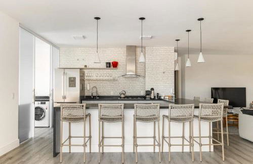 Cobertura em Resort Pé na Areia com Piscina Hidro - Foto 11