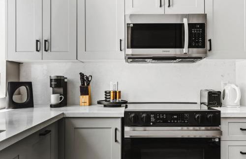 Stunning New Modern Magnolia Townhome - Foto 19