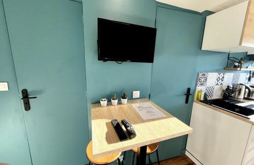 Beautiful Studio for 2 people, TV, Wifi - Photo 23