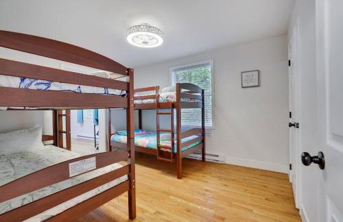 Hot Tub & Theater Haven-Lake and Ski Retreat - Foto 34