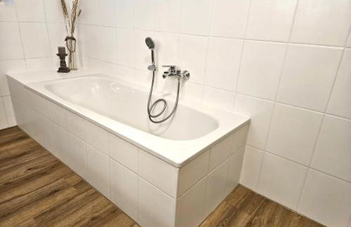 WieApart - Ruhig im Grünen, Parkplatz, zw. DUS/CGN - Foto 16