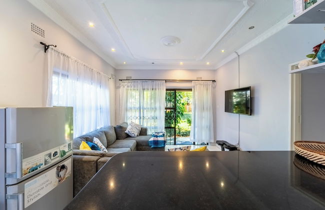 KhayaLethu Holiday Home - Foto 18