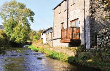 A River Runs By - Foto 16