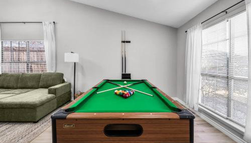 Beautiful 4BR 2B Home with pool near At&t Stadium - Foto 2