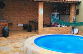 Casa Espaço Sara Piscina com total privacidade, área gourmet completa com churrasqueira fogão a lenha, a 5min do centro e do parque das águas - Foto 48