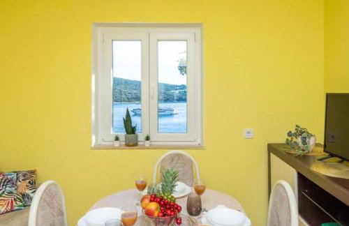 Diamond Sea - Vacation House with Private Parking and a Big Terrace over the Sea - Photo 8