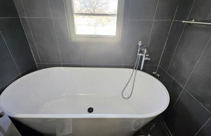 The Heart of Hicksville House - Photo 19