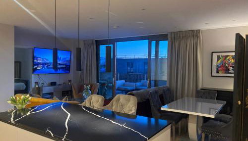 Stunning and central three bedroom Penthouse with roof terrace - Foto 3