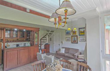 Duplex Floresta Negra - Sua Base perfeita em Gramado! Ótima LOCALIZAÇÃO LAGONegro 500m - 02 Quartos e 02 Banheiros para FAMILIA em CONDOMINIO FECHAD0, cozinha completa com GARAGEM e portaria 24h - Foto 23