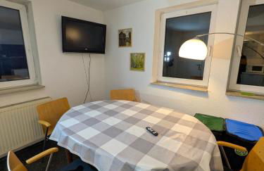 Monteurswohnung Kassel Ferienwohnung Parkplatz Küche 1- 4 Personen EG Modern - Foto 1