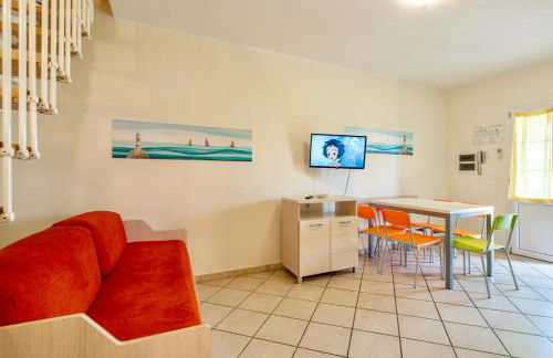Residence with swimming pool in Mazzanta just 600 meters from the beach - Foto 20
