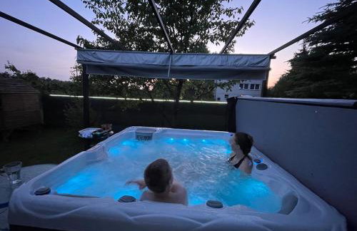 White House Izabelin Family SPA House near Warsaw - Foto 67