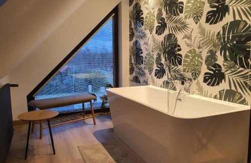 Lake HouseLubniewice domek całoroczny z jacuzzi blisko jeziora - Foto 41