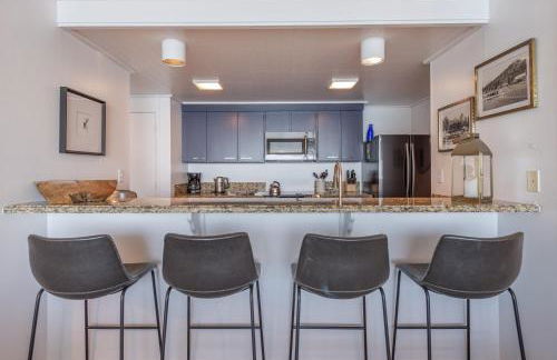 VIP Lakefront Condo Amazing Views Pool Pickleball Excellent Location Balcony BBQ - Foto 17