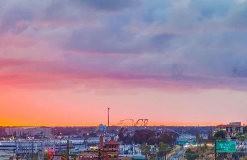 Lux Escape 2 • Views Hot Tub Games Mini Golf - Foto 12