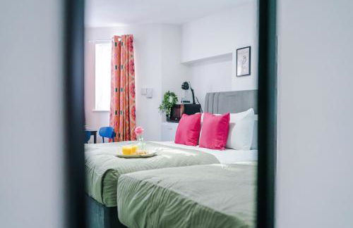 Jephsons Lodge Studio 5 - Free Parking, Prime, WiFi, Gorgeous Basement Studio - Foto 17