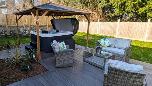 Eden Grove 2 Bed Holiday Retreat With Hot Tub - Foto 1