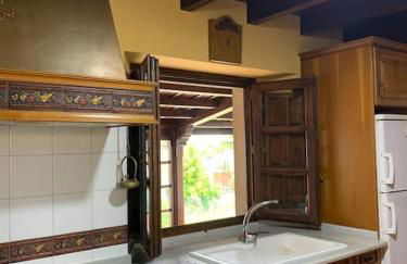 Casa La Bolera Casa de dos plantas porche y jardín - Foto 8