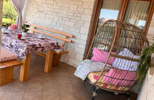 Villa Mirela with a comfortable garden and pool - Foto 14