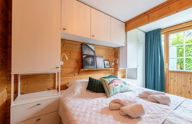 Holiday Home by Zuidlaardermeer With Jetty - Photo 4