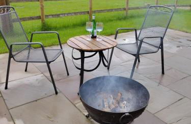 The Byre at Mill Farm Farlow - Photo 14