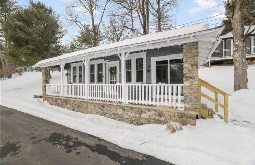 Couples Lakefront Retreat in the Poconos - Foto 2