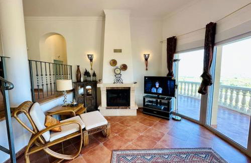 Casa Luna - Three Bedroom Villa with Stunning View - Foto 14