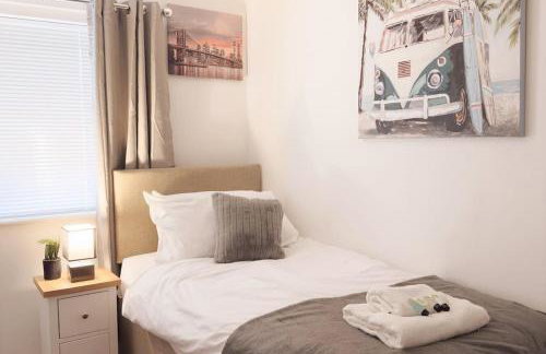 Immaculate 5 Bedroom House - Foto 34