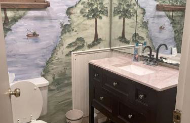 Peaceful Cabin Getaway Overlooking Tuscarawas River Valley in New Philadelphia, Ohio - Foto 9