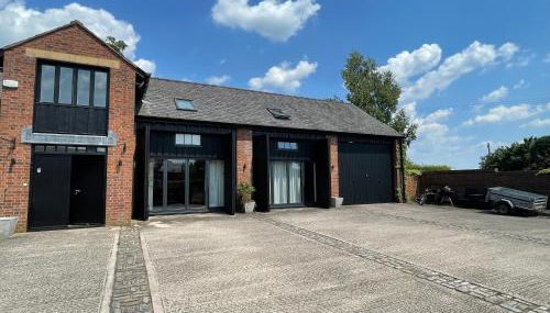 Fernside Barn - Studio Apartment - Photo 3