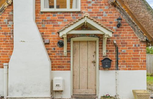 The Cottage - Photo 2