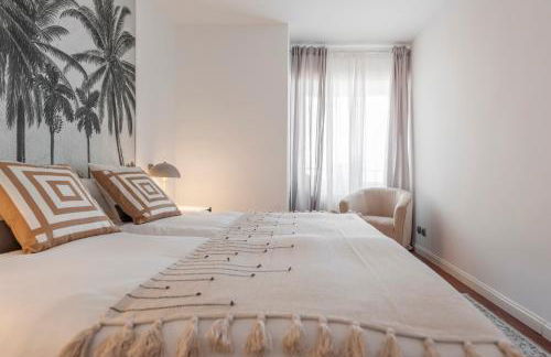 Tu Escapada Urbana - Plaza de Castilla III, Diseño y Localización - Photo 18