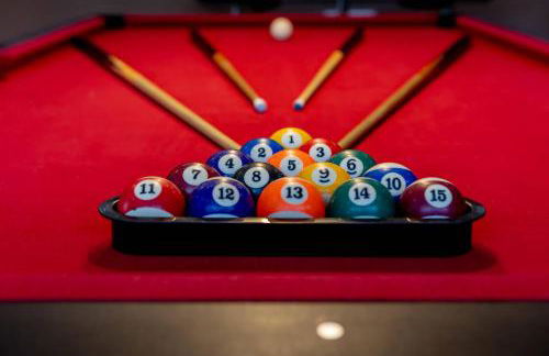 4br House w Perfect Location Pool and Much More - Foto 21