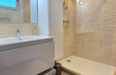 Les Embruns - Super Vue mer, refait à neuf avec parking privée à La Ciotat - BY AURAconciergerie - Foto 12