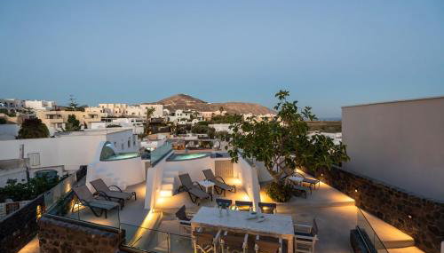 NEW Yiota Collection 4 Suites & 4 Prive Jacuzzi - Foto 2