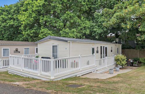 Maple Brook Lodge Sea Breeze Shorefield - Photo 30