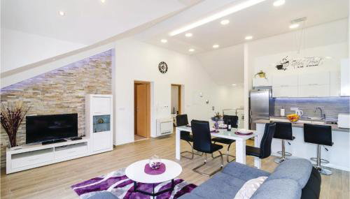 Two-Bedroom Apartment In Cibaca - Foto 1