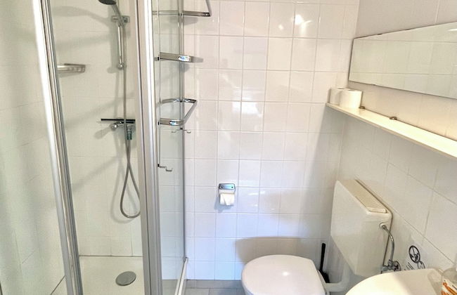 6 Pers Modern Harbor House With Fenced Garden With the Lake View - Foto 10