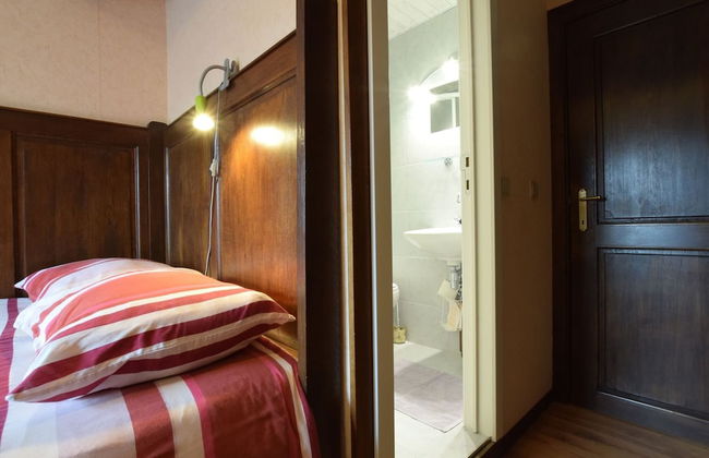 Luxury Holiday Home With Sauna - Photo 18