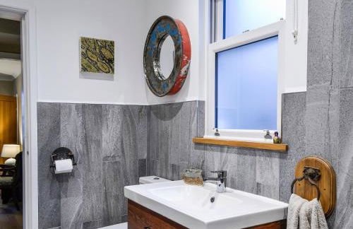 Cotlea East Cottage - Photo 13