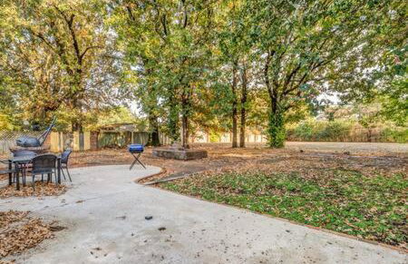 Minutes from the Airport - Wonderful Warrington - Photo 72