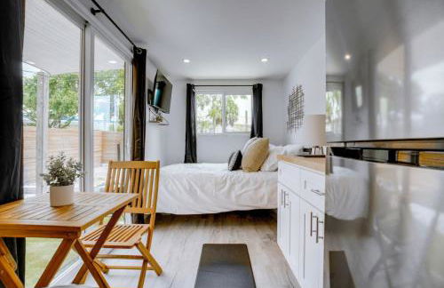 Luxury Tiny Container Home 2mi to Beach Private - Foto 13