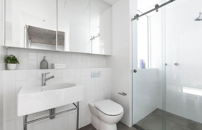 The Chromatic Apartments by Urban Rest - Photo 11