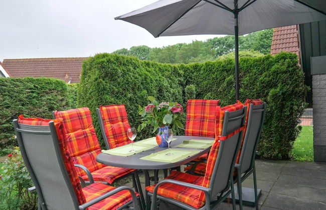 Cozy Holiday Home by the Dike in a Quiet Location at Lauwersmeer - Foto 6