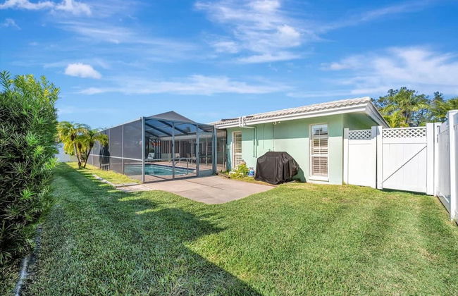 The Crown House 4b Pool Home 6 Mins to IR Beach - Photo 30